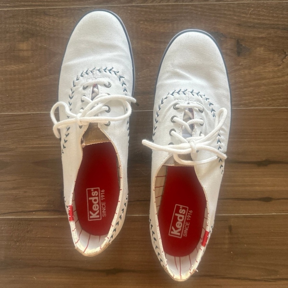 Baseball stitch keds size 9.5